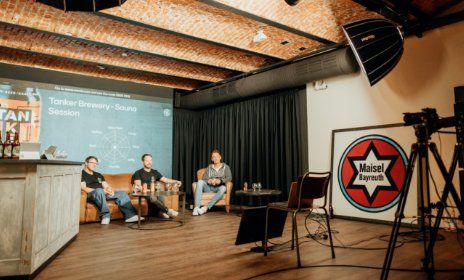 Broadcast Studio 4